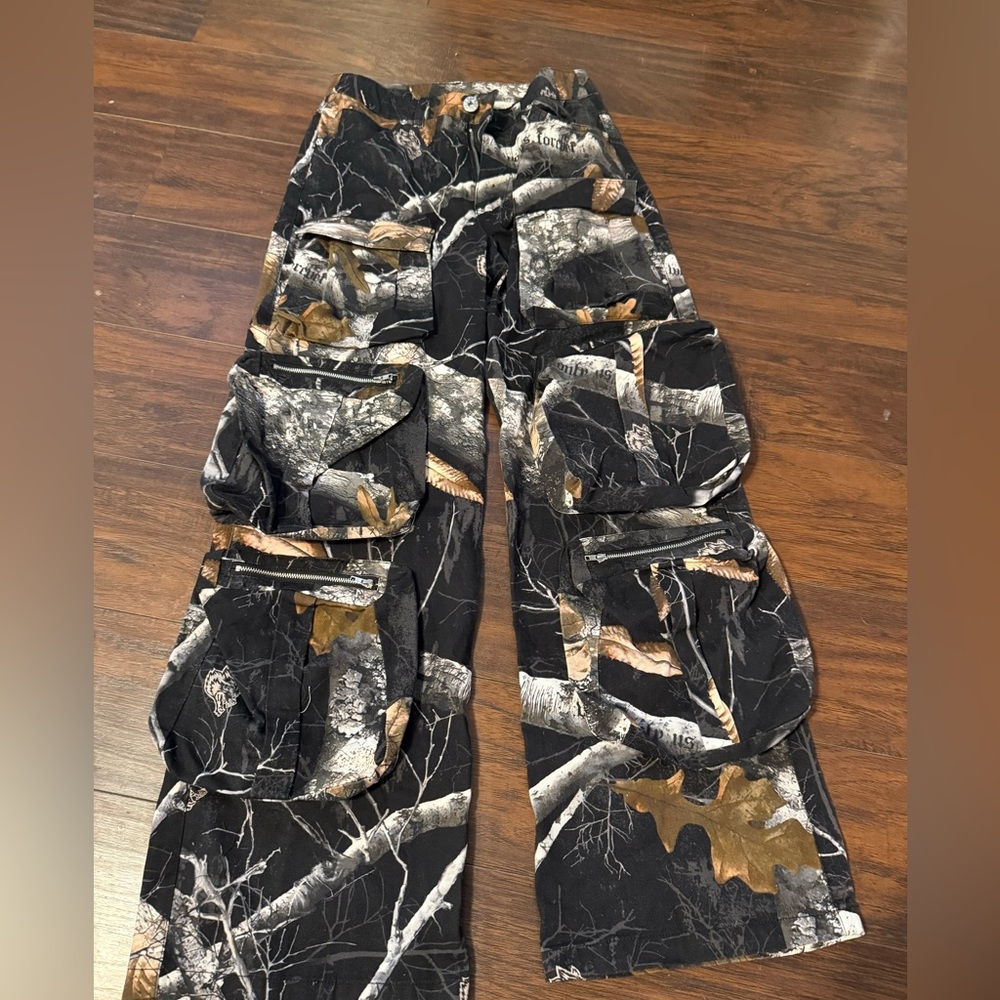 Women’s darc sport camo cargo’s